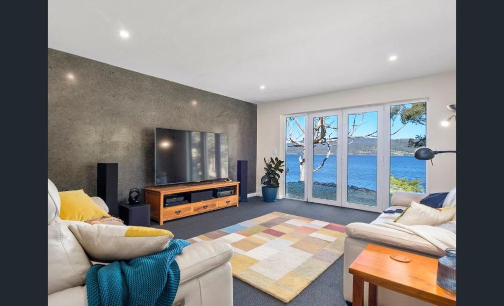 On The Huon River Holiday home